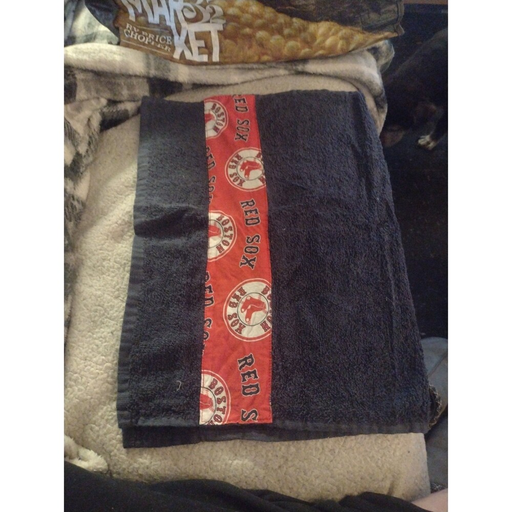 Brand New never used Boston red Sox hand towel-0566